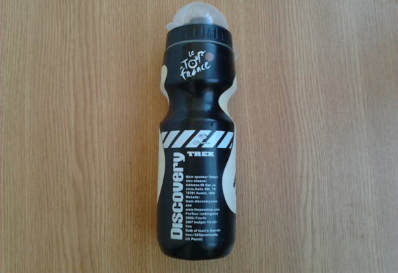 How to get rid of the bad smell from bicycle water bottles
