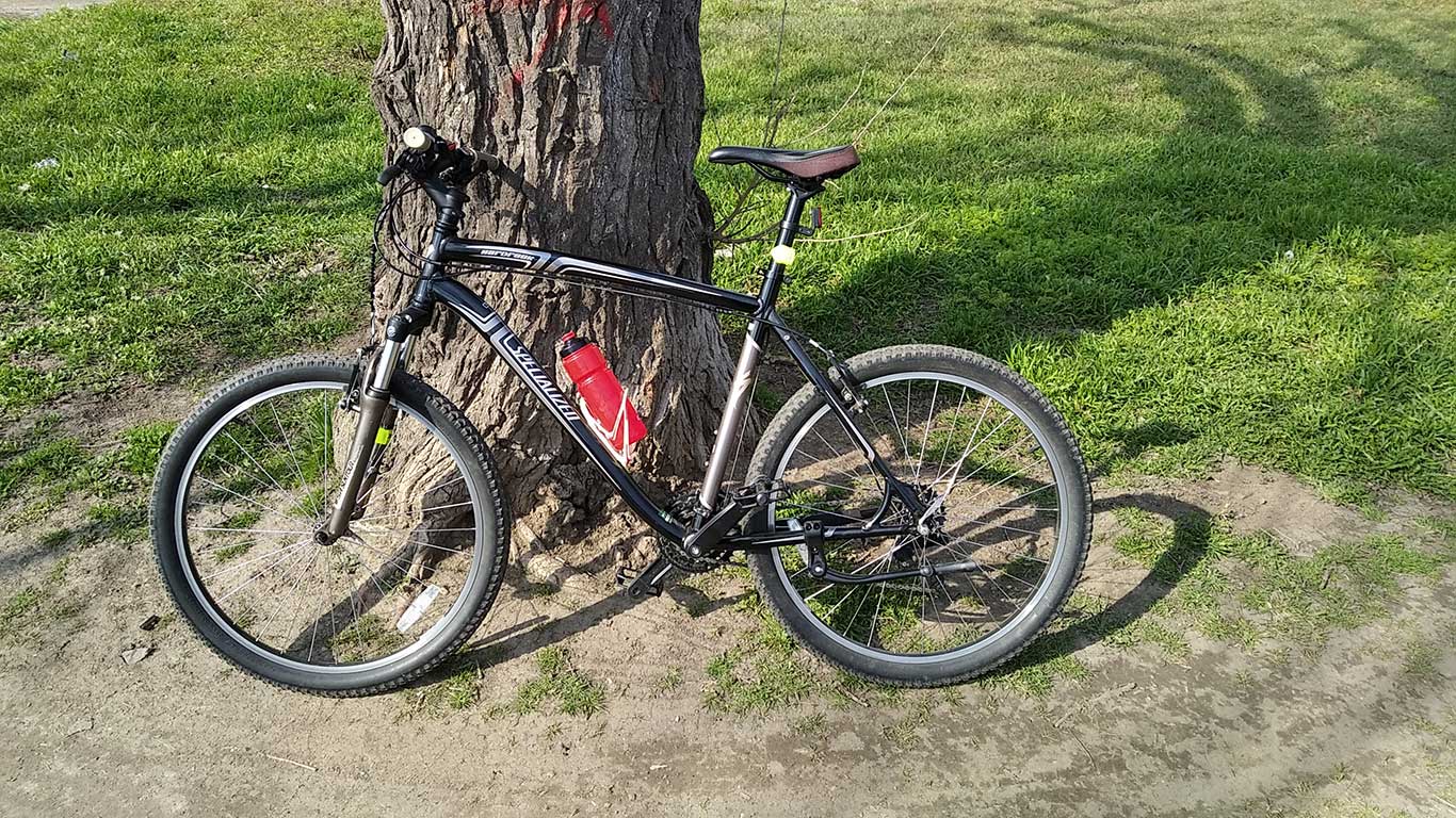 Specialized Hardrock 2010 bicycle specifications and components